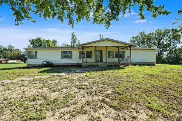 227 S Center St., Assaria, KS 67416