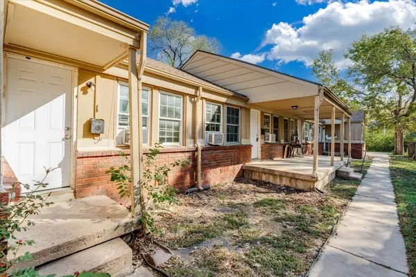 1512 S Pattie, Wichita, KS 67211