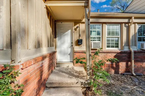 1512 S Pattie, Wichita, KS 67211
