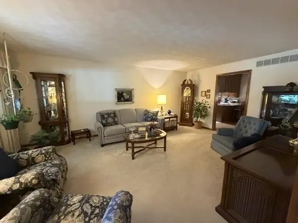 1730 N Tony Ln, Wichita, KS 67212