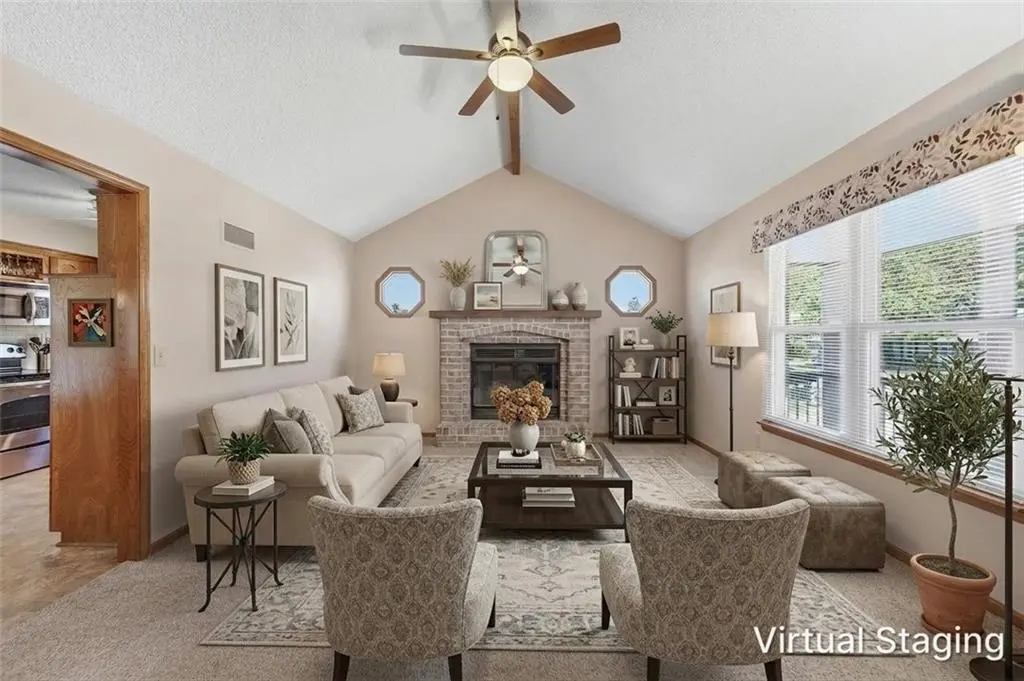 1232 NE Florence AVE, Lee's Summit, MO 64086