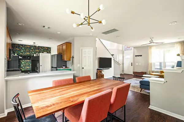 537 Somerset RD, Buda, TX 78610