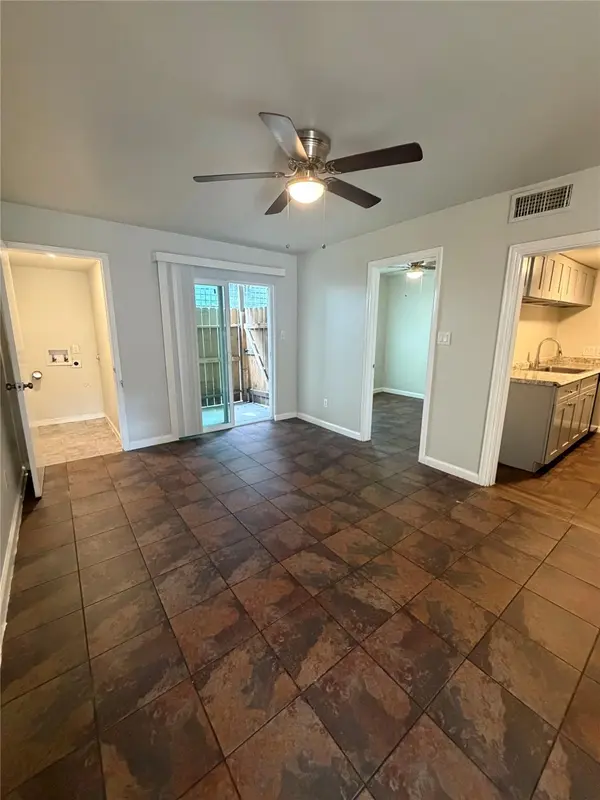 8017 Gessner DR #113, Austin, TX 78753