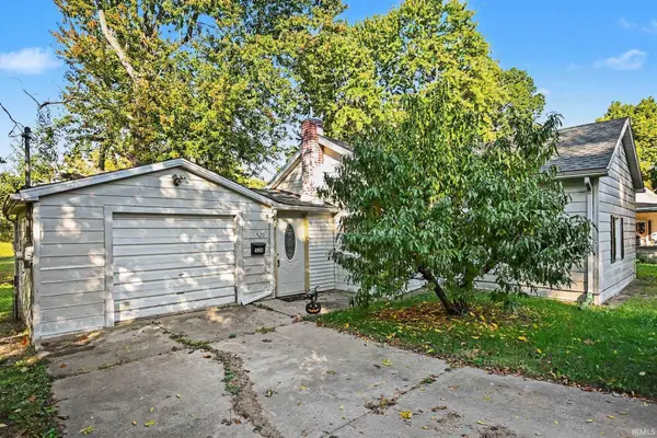 520 Logan ST, Warsaw, IN 46580