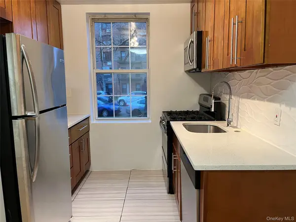 208-09 41 AVE #1, Bayside, NY 11361