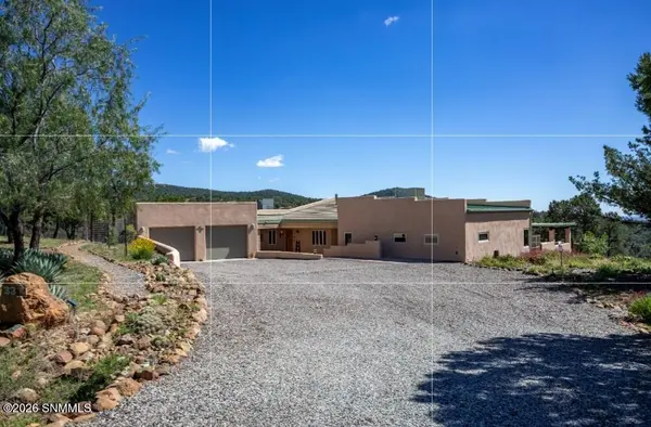 33 Mount Olympus RD, Silver City, NM 88061