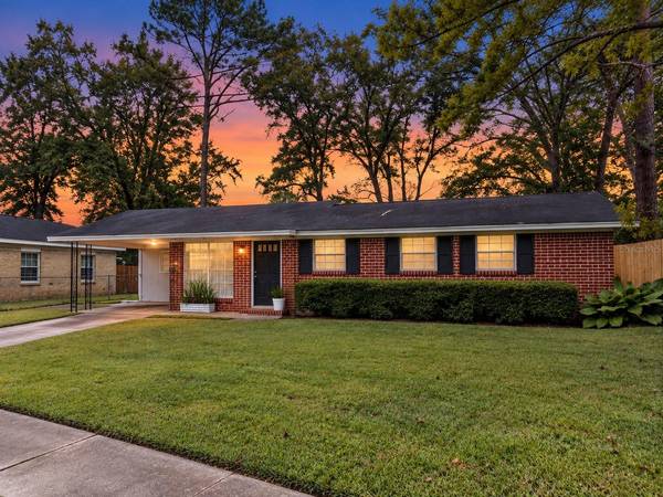 4121 SHARBETH DR E, Jacksonville, FL 32210