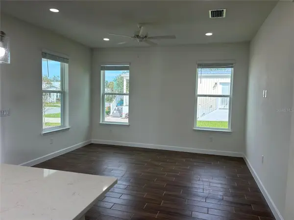 12033 LAKESHORE WAY, Oxford, FL 34484