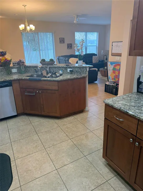 4884 POOLSIDE DR, St Cloud, FL 34769
