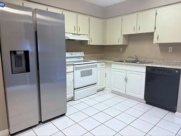 4417 CONTINENTAL BLVD, Orlando, FL 32808