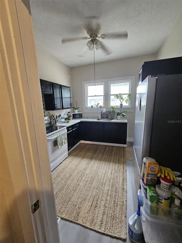 627 NE 8TH AVE, Ocala, FL 34470