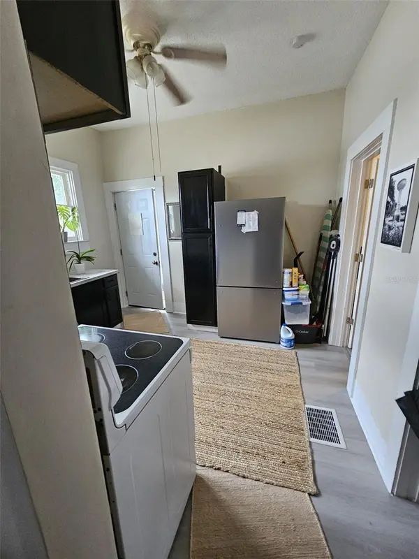 627 NE 8TH AVE, Ocala, FL 34470