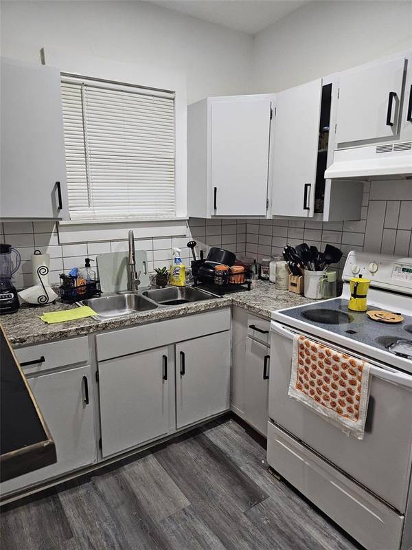 635 NE 8TH AVE, Ocala, FL 34470