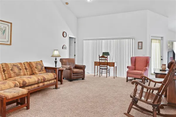 800 W VIRGINIS, Citrus Springs, FL 34434