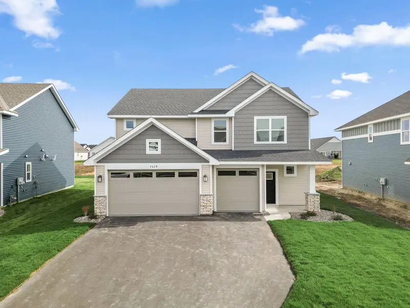 7628 Lotus LN, Lino Lakes, MN 55038
