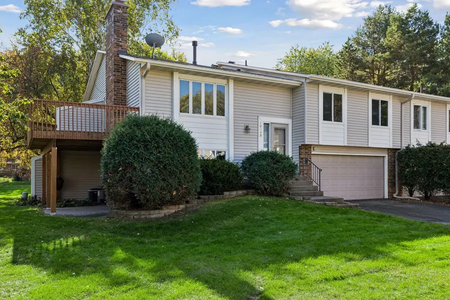 10348 Yorktown LN N, Maple Grove, MN 55369