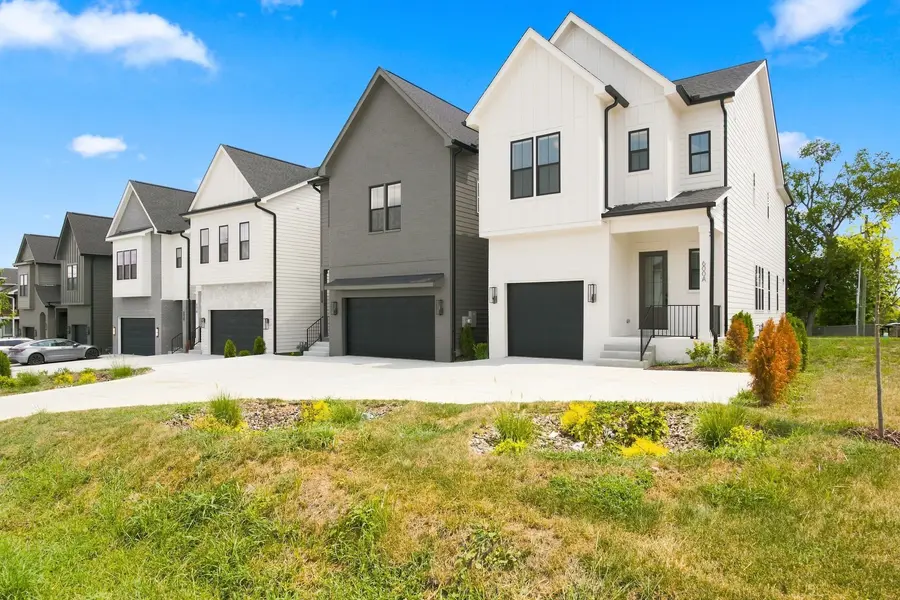 600 Croley Dr #A, Nashville, TN 37209