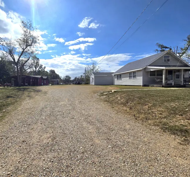 946 County Road 3670, Mountain View, MO 65548