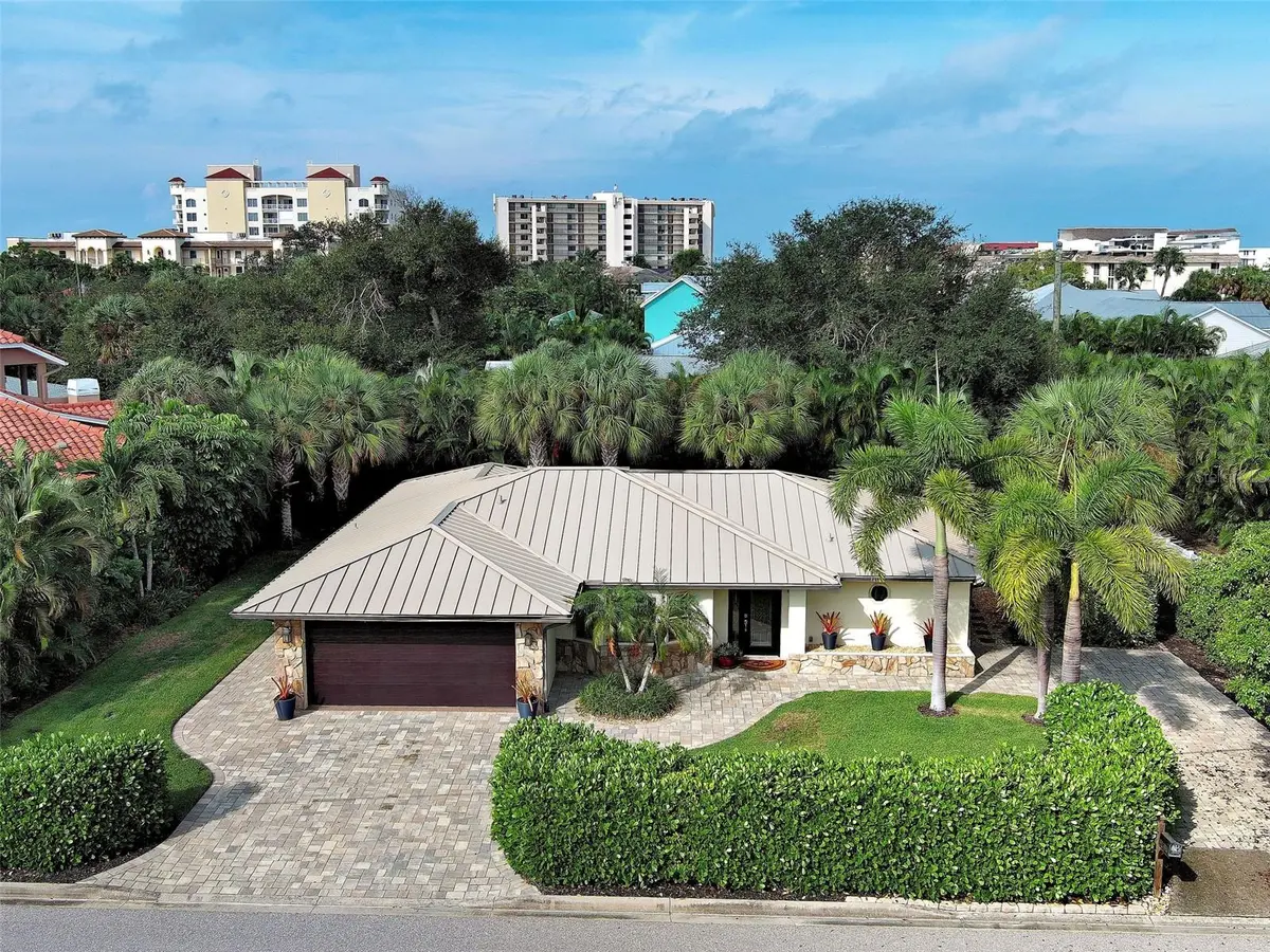 800 OSPREY ST, Venice, FL 34285