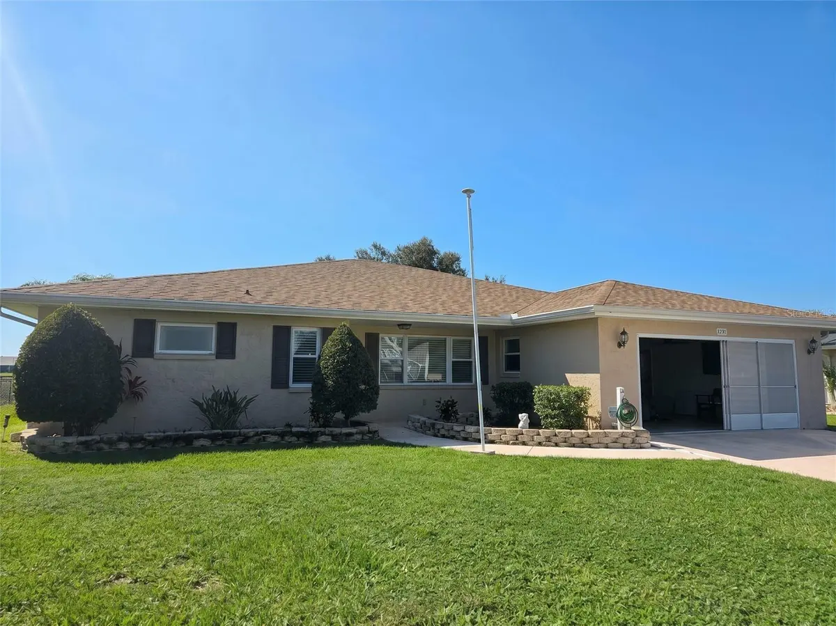 1806 PINEAPPLE PALM CT, Sun City Center, FL 33573