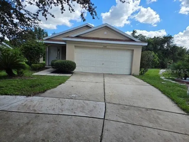 11626 HAMMOCKS GLADE DR, Riverview, FL 33569