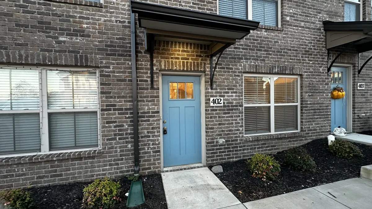 1000 Henry Place Blvd #402, Clarksville, TN 37042