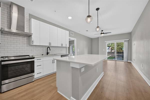 3101 Govalle Ave #102, Austin, TX 78702