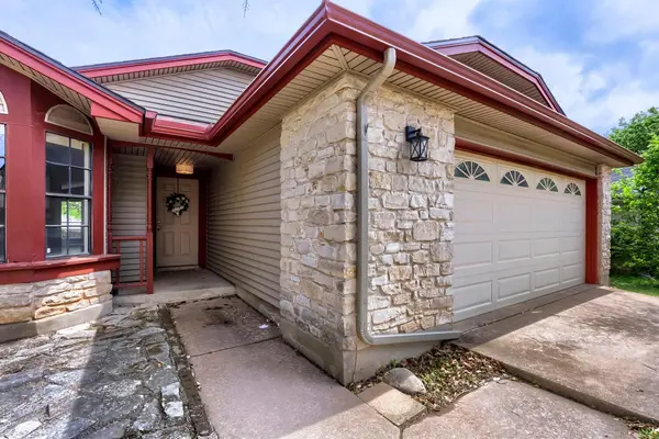 13113 Billiem DR, Austin, TX 78727