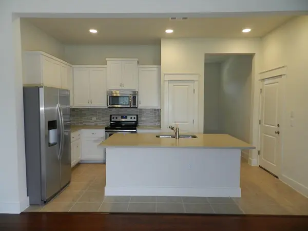 13001 Hymeadow DR #17, Austin, TX 78729