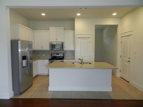 13001 Hymeadow DR #17, Austin, TX 78729