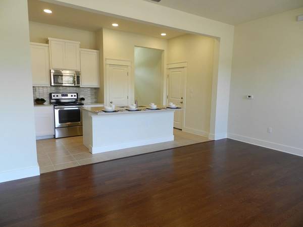 13001 Hymeadow DR #17, Austin, TX 78729