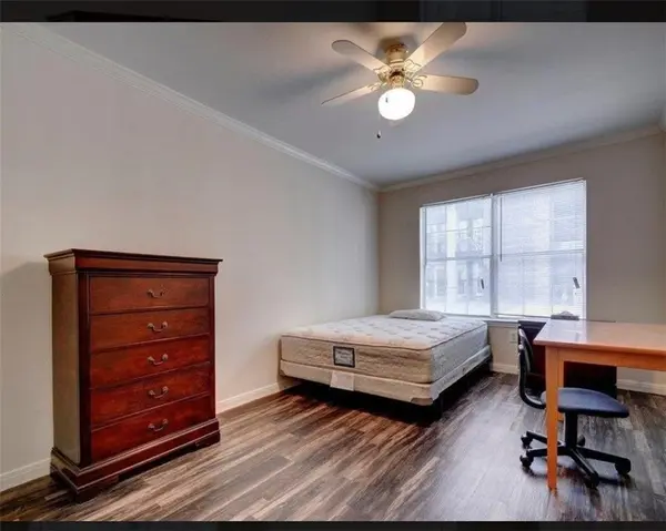 501 W 26th ST #109, Austin, TX 78705