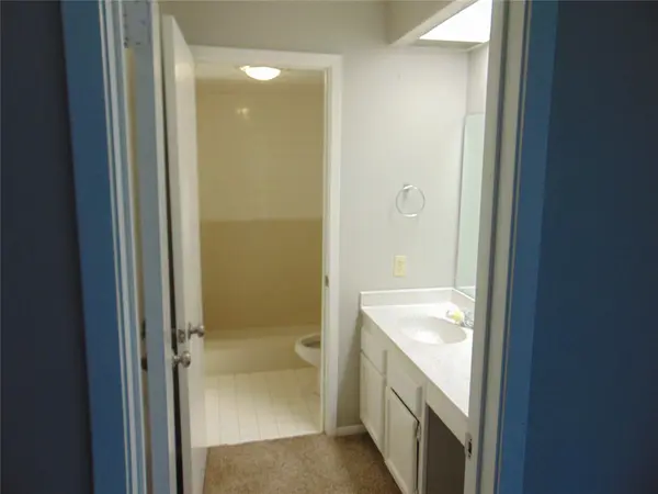 52 Casa Verde ST, Lakeway, TX 78734
