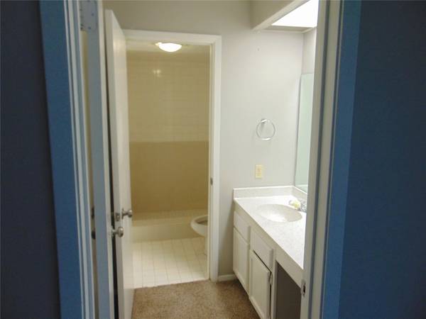 52 Casa Verde ST, Lakeway, TX 78734