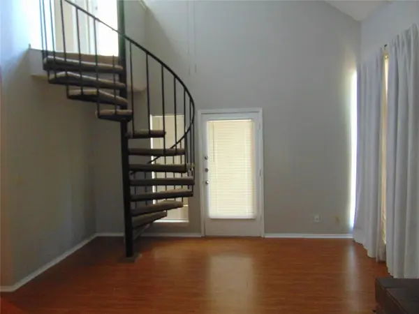 52 Casa Verde ST, Lakeway, TX 78734