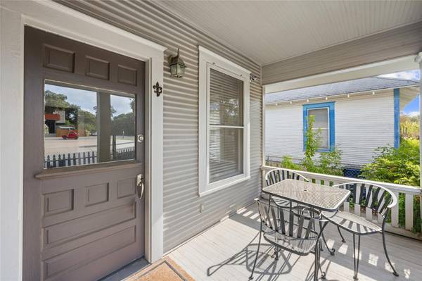 2032 E Cesar Chavez ST, Austin, TX 78702