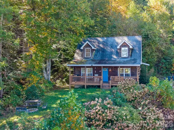 185 Paseos DR, Cullowhee, NC 28723