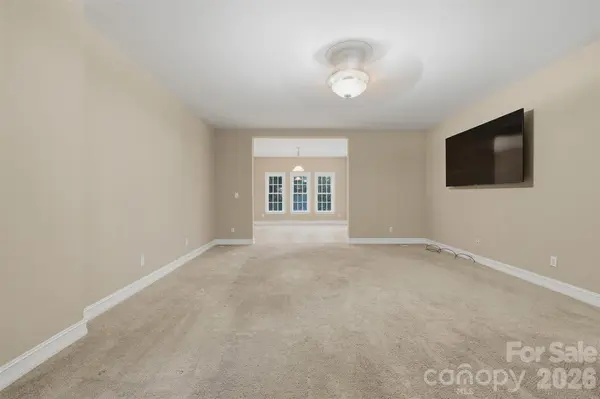151 Robertson DR, Taylorsville, NC 28681