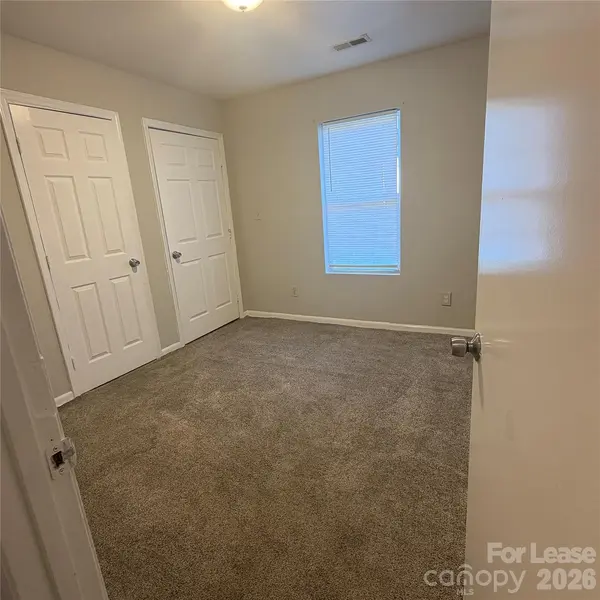 4624 Hidden Valley RD, Charlotte, NC 28213