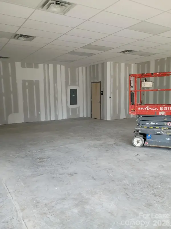 635 S Broadway ST, Forest City, NC 28043
