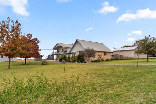 1426 Elkhorn DR, Kingsland, TX 78639