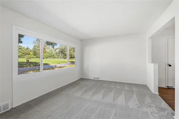 11235 Bristol TER, Kansas City, MO 64134