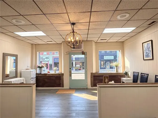 904 Main ST, Trenton, MO 64683