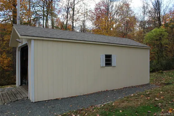 601 Jug Tavern RD, Downsville, NY 13755