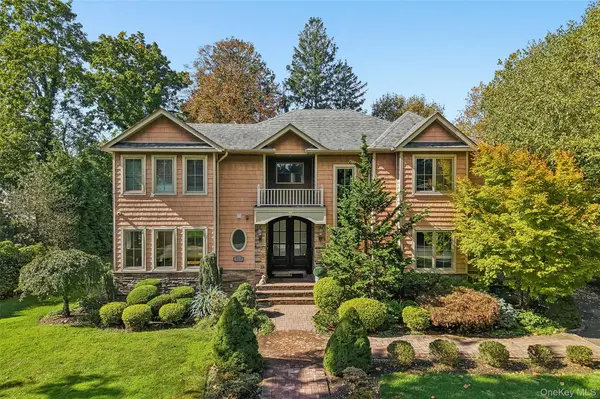 103 High ST, East Williston, NY 11596