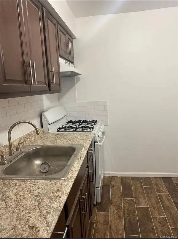 90-19 198th ST #1F, Hollis, NY 11423
