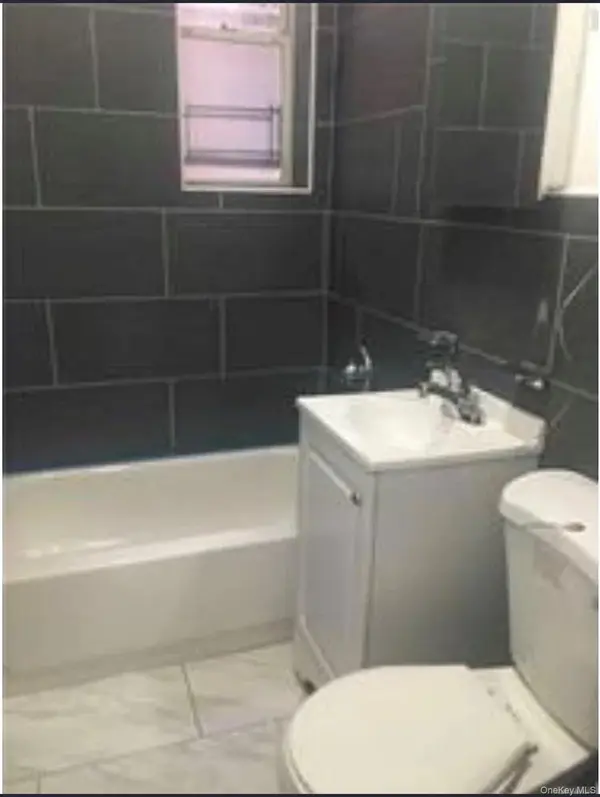 90-19 198th ST #1F, Hollis, NY 11423