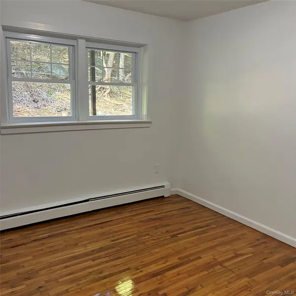 21 Pavilion RD #14, Suffern, NY 10901