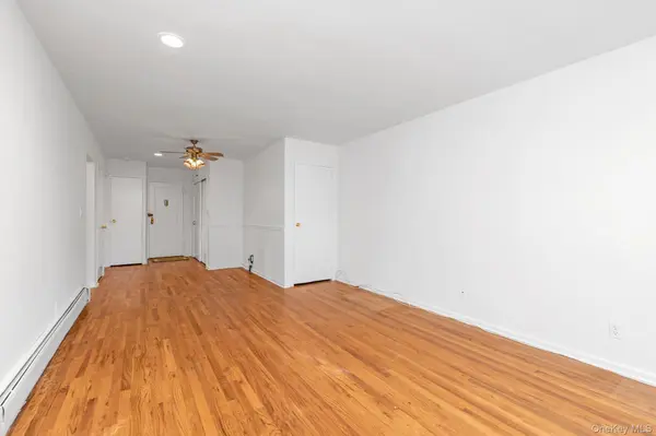 1197 E broadway #K24, Hewlett, NY 11557