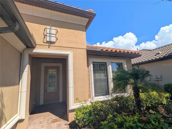 2372 VACCARO DR, Sarasota, FL 34231